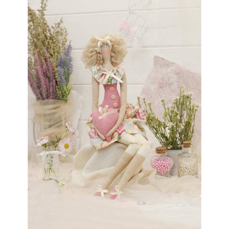 Набор для шитья и рукоделия «Мадемуазель Элиза»