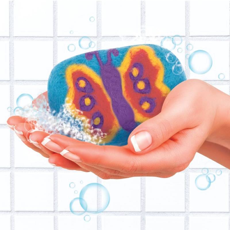 Игрушка из шерсти, мыло с мочалкой 'Бабочка'